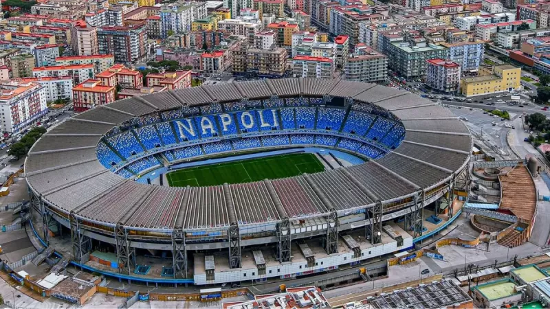 Napoli-Stadium.thumb.webp.bd7674330201582f3e03537f17c4a440.webp